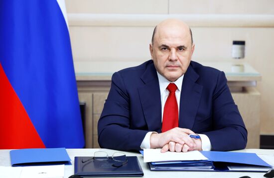 Президент РФ В. Путин провел совещание с членами правительства РФ