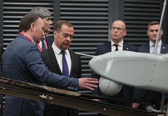 Рабочая поездка Д. Медведева в Приволжский федеральный округ