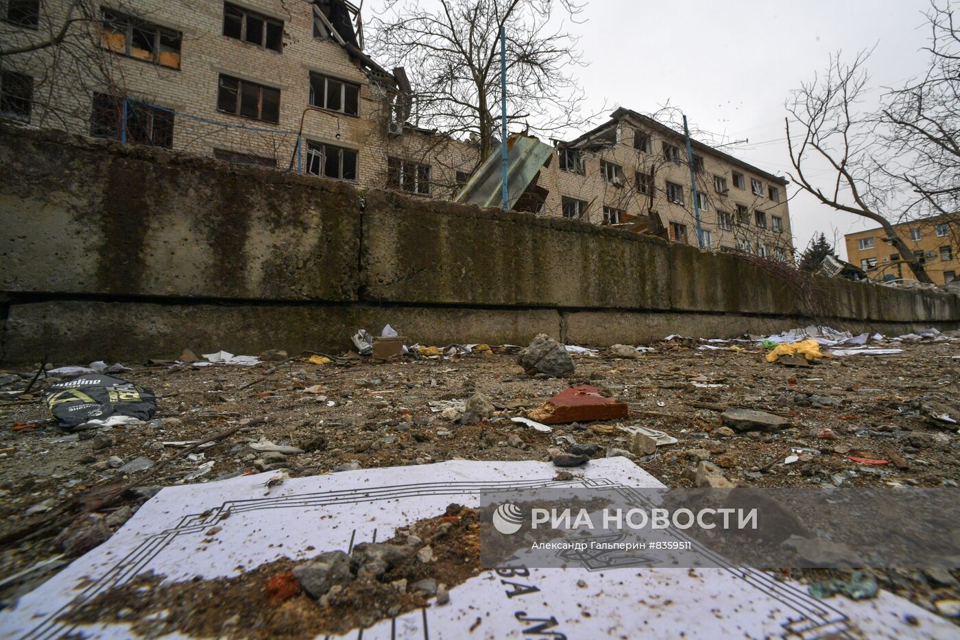 Разрушения в городе Васильевка в Запорожской области