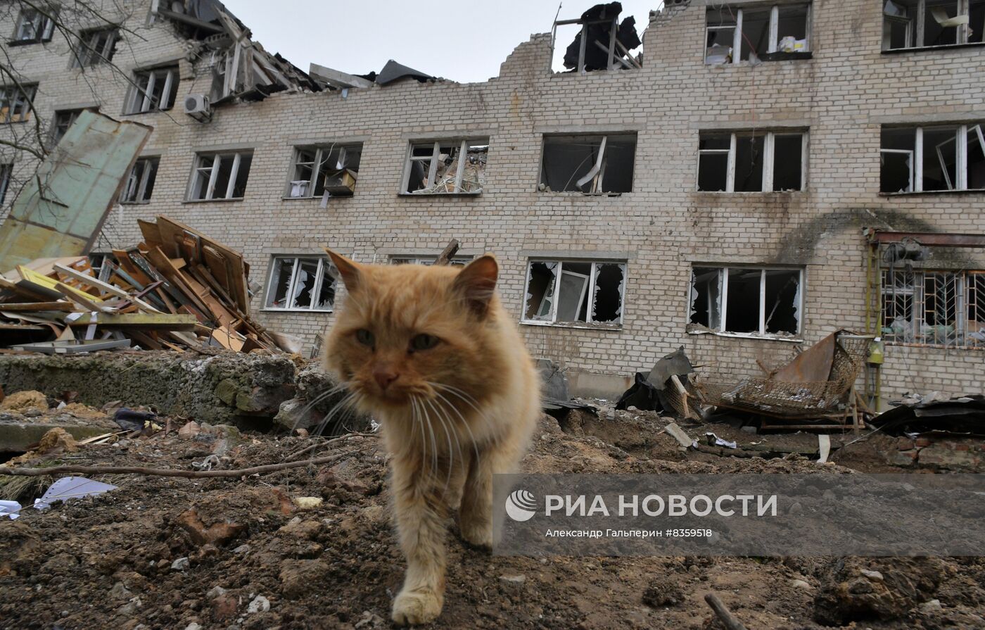 Разрушения в городе Васильевка в Запорожской области