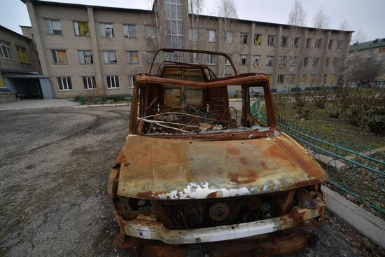 Разрушения в городе Васильевка в Запорожской области