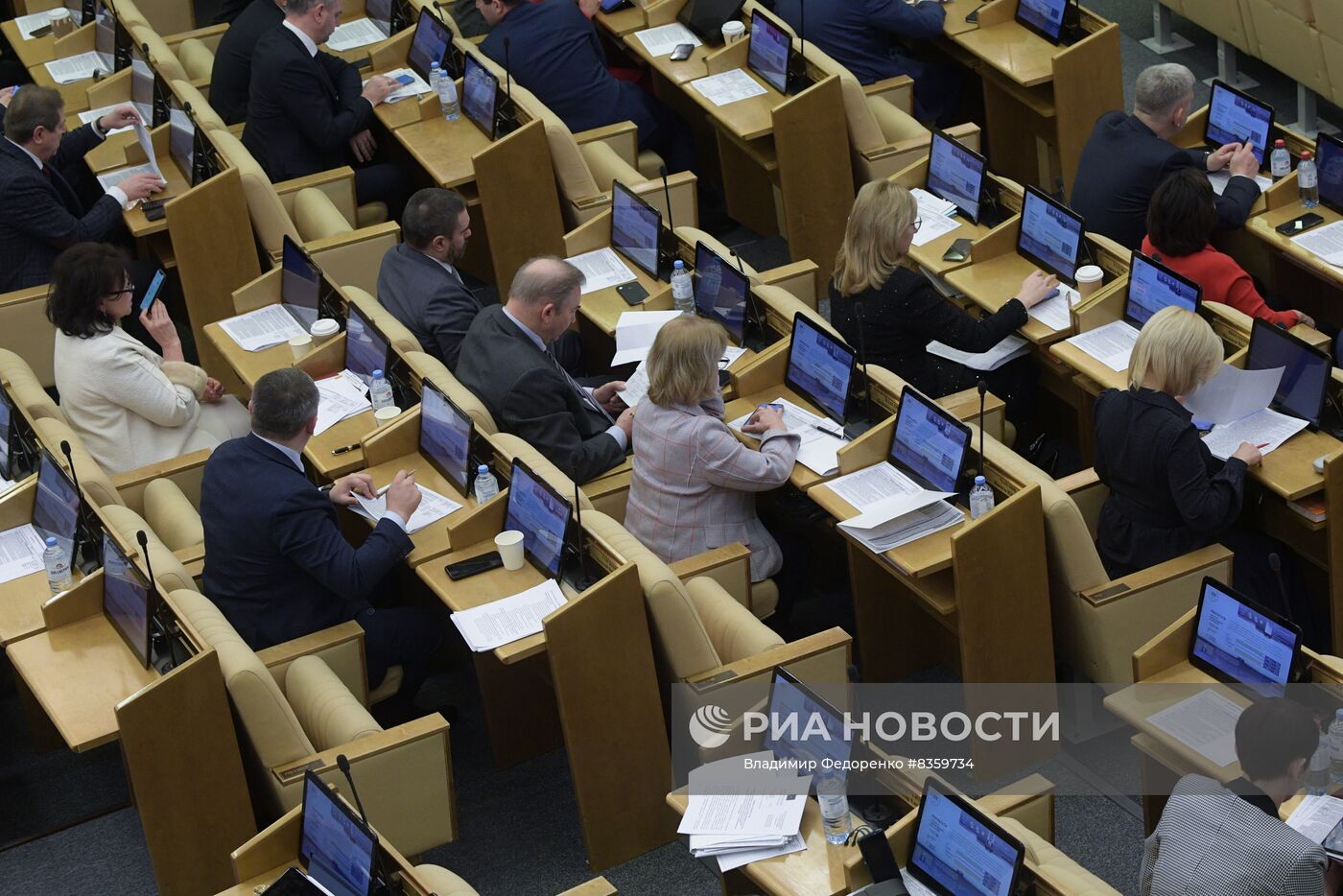 Пленарное заседание Госдумы РФ 