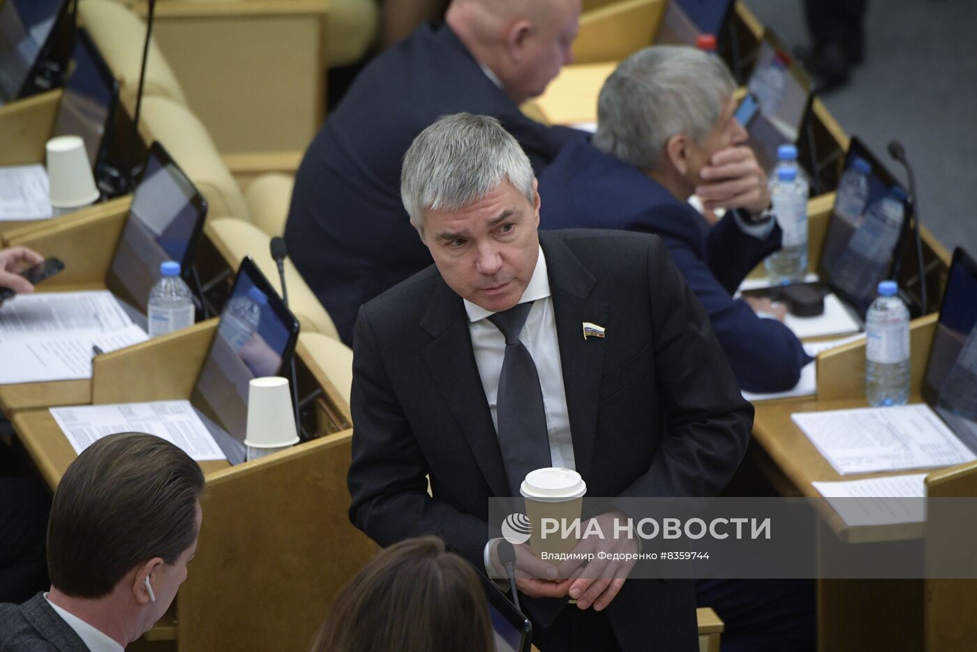 Пленарное заседание Госдумы РФ 