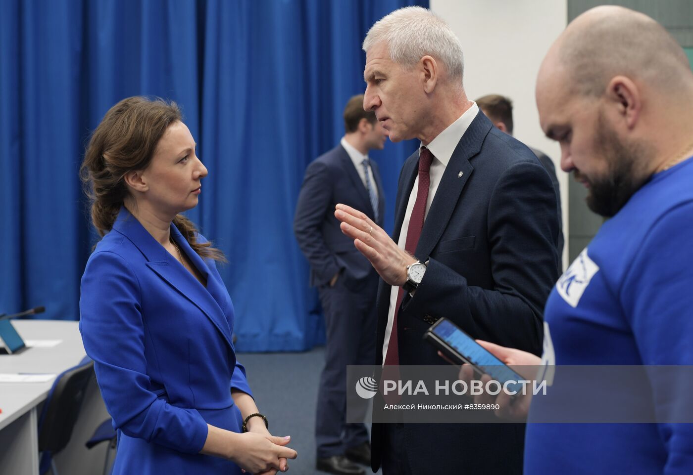 Расширенное заседание комиссии Генсовета партии "Единая Россия" по защите материнства, детства и поддержки семьи  