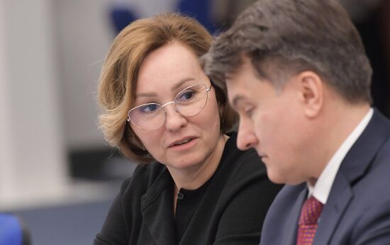 Расширенное заседание комиссии Генсовета партии "Единая Россия" по защите материнства, детства и поддержки семьи  