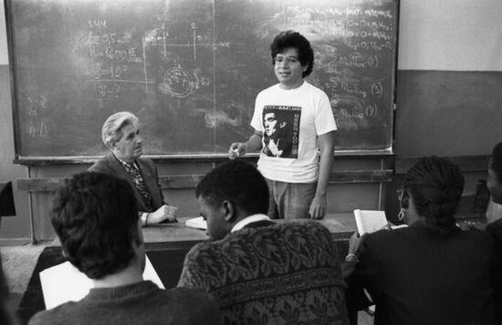 Обучение студента  из Колумбии в харьковском институте