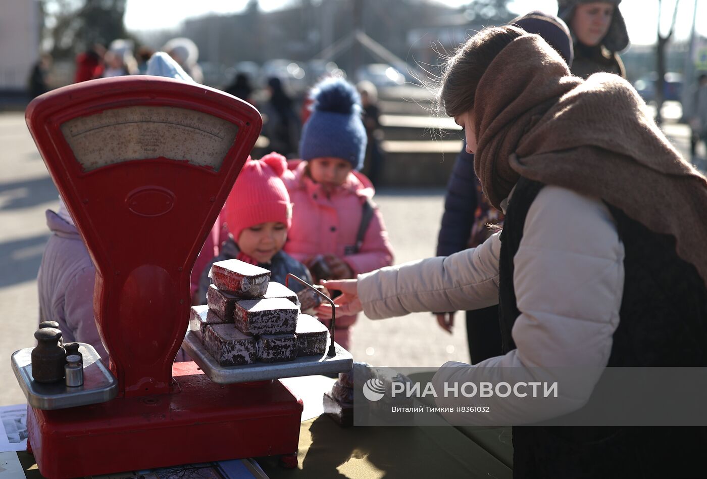 Мемориальные мероприятия ко дню освобождения Ленинграда от блокады в регионах России