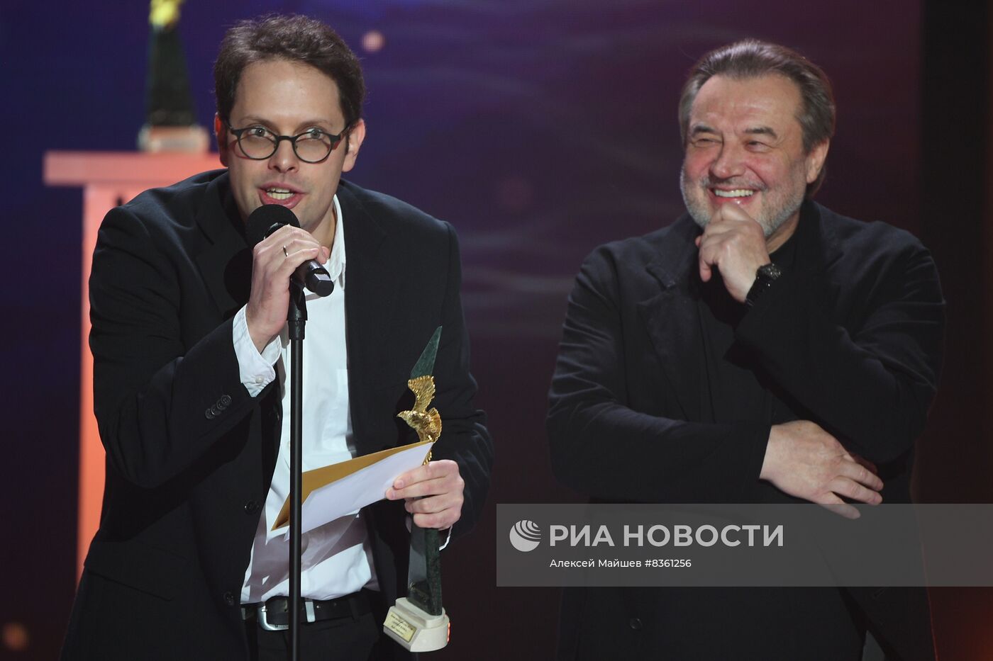 Церемония вручения премии "Золотой Орел"