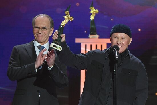 Церемония вручения премии "Золотой Орел"