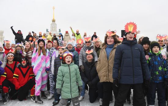 Благотворительный день на катке ВДНХ 