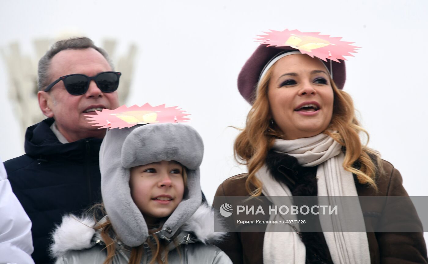 Благотворительный день на катке ВДНХ 