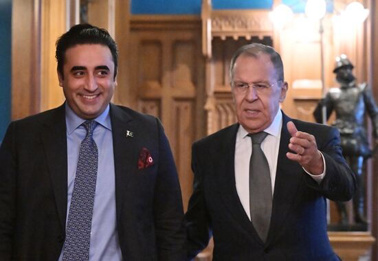 Встреча глав МИД РФ и Пакистана С. Лаврова и Б. Бхутто Зардари 