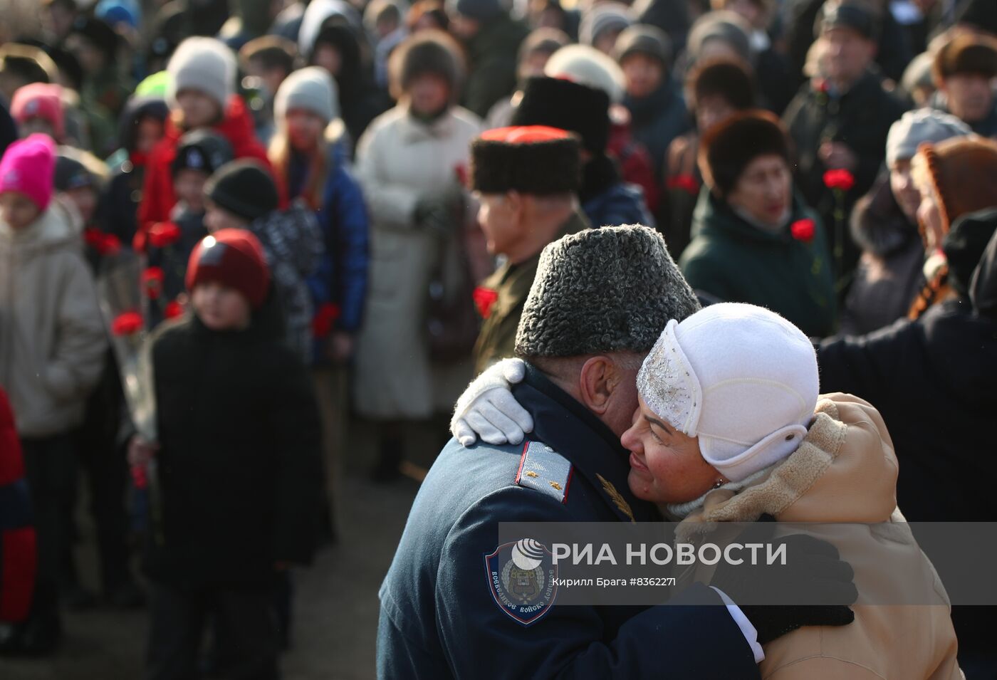 Митинг памяти погибших при обороне Сталинграда