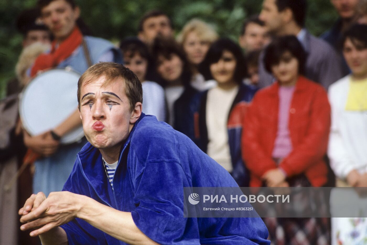 Всесоюзный фестиваль уличных театров "Лицедей-лицей" в Ленинграде