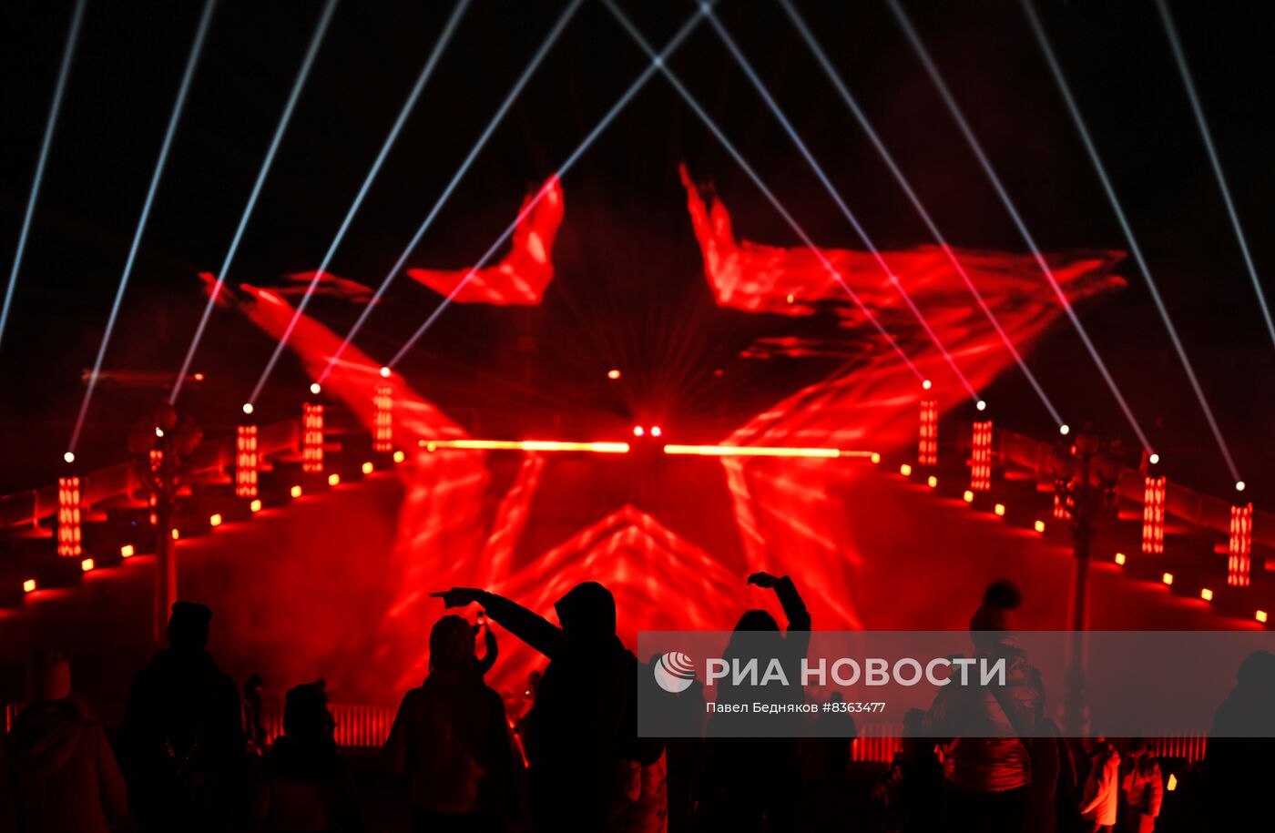 Историко-патриотический проект "Мост Памяти" в Волгограде