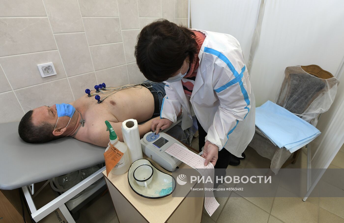 Работа медучреждений в Волновахе