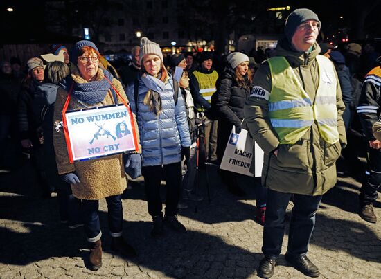 Акция в Мюнхене против поставок оружия Украине