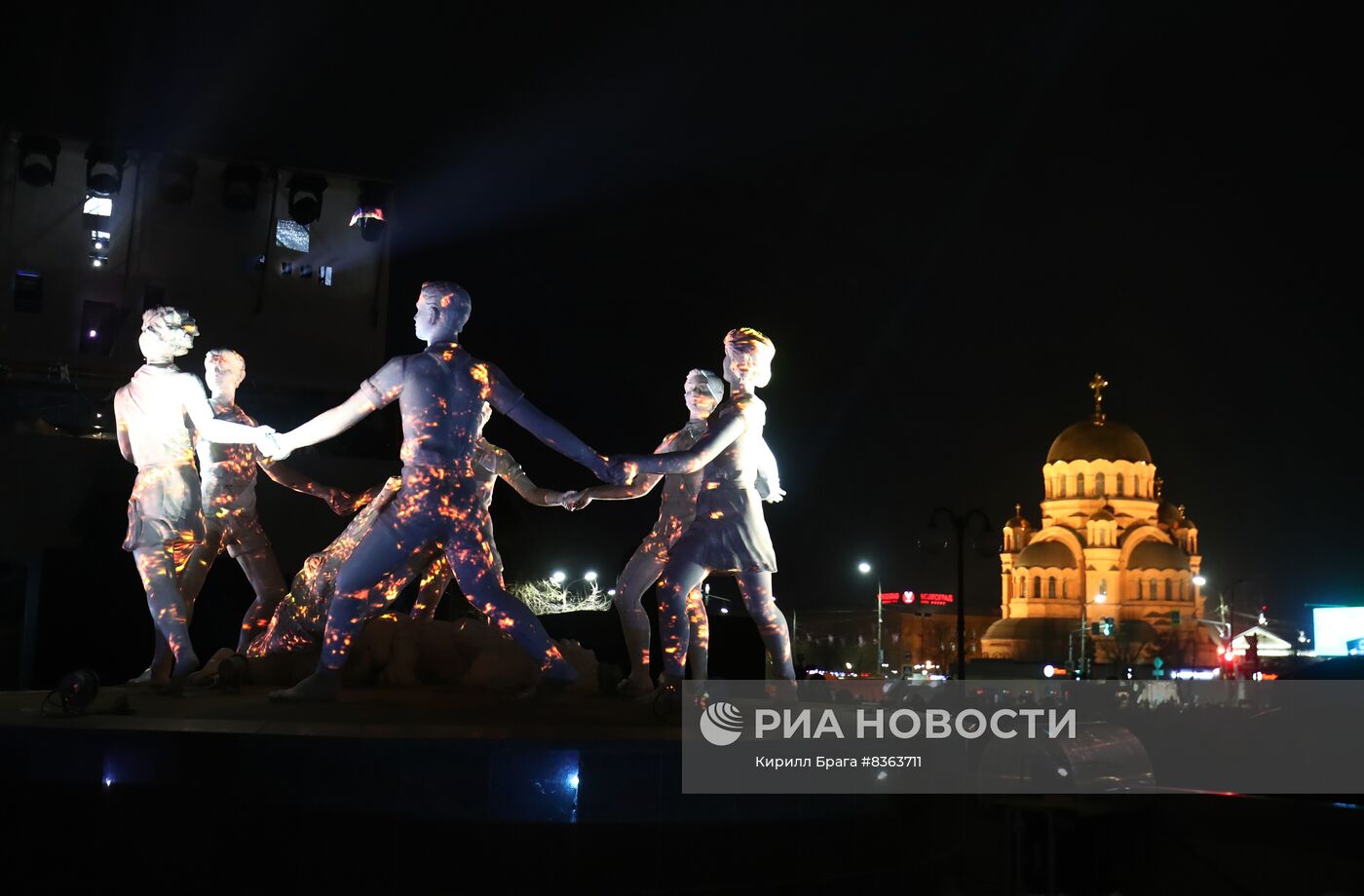 Историко-патриотический проект "Мост Памяти" в Волгограде