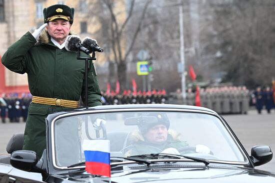 Парад войсковых частей Волгоградского территориального гарнизона