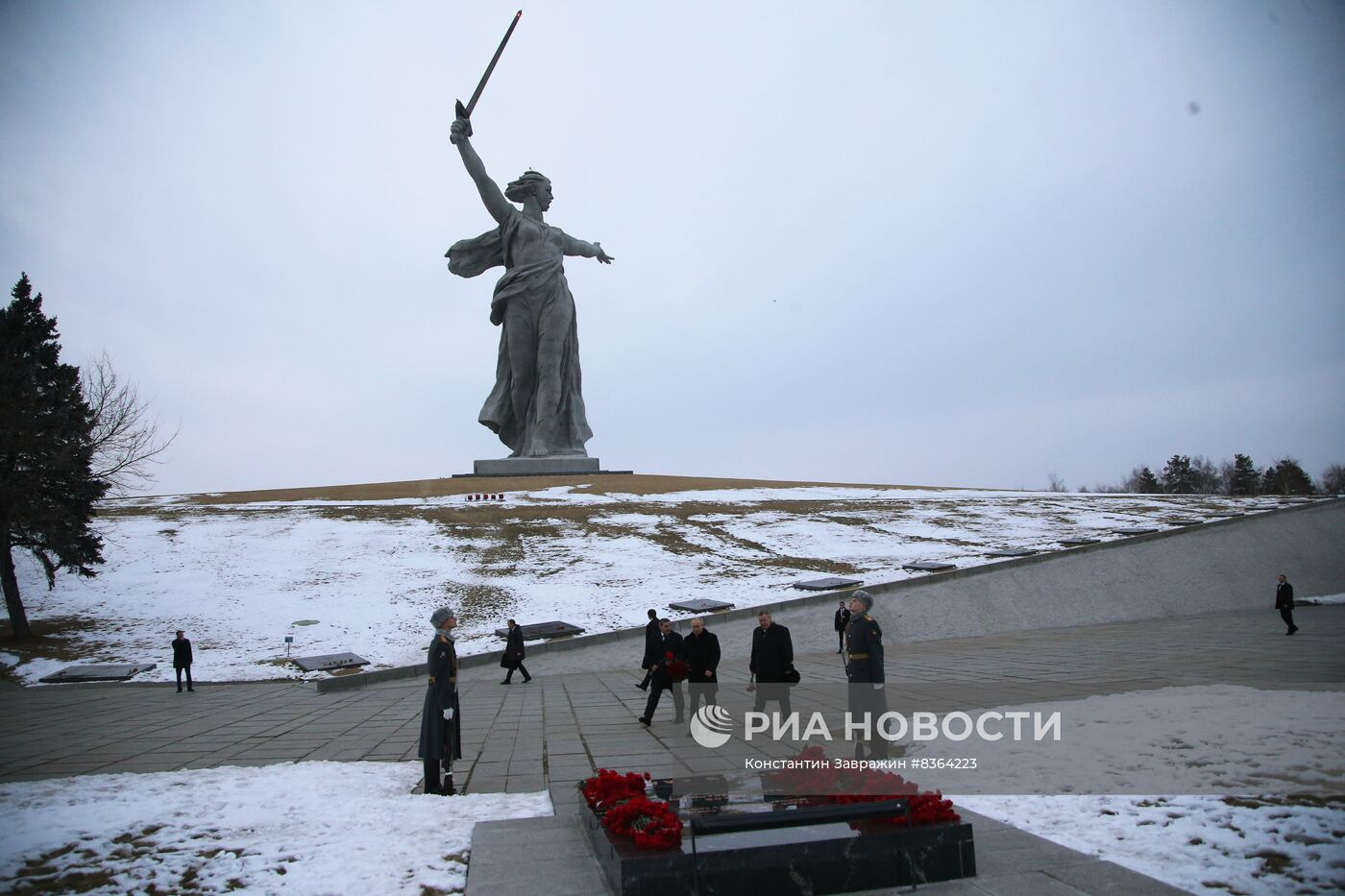 Рабочая поездка президента РФ В. Путина в Волгоград, приуроченная к 80-летию победы в Сталинградской битве