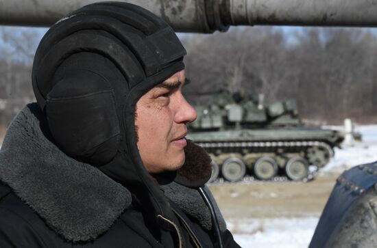 Занятия по боевой подготовке в Приморском крае