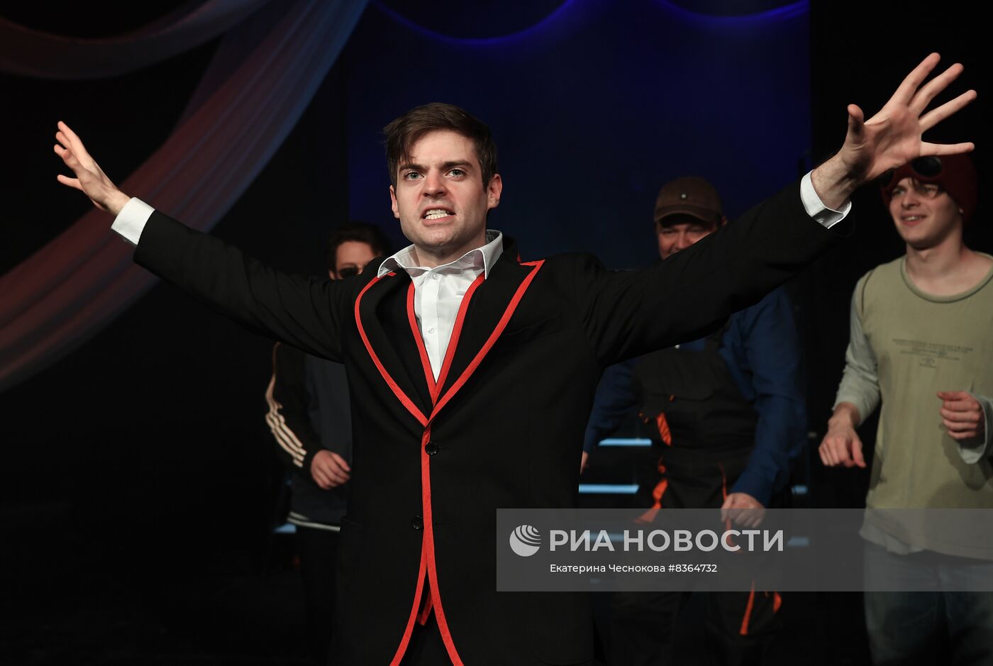 Спектакль "Сон в летнюю ночь"
