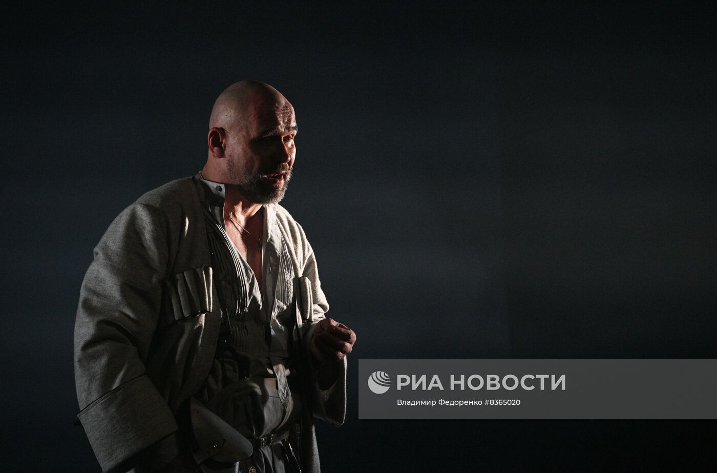 Спектакль "Бег" в театре "Ленком Марка Захарова"