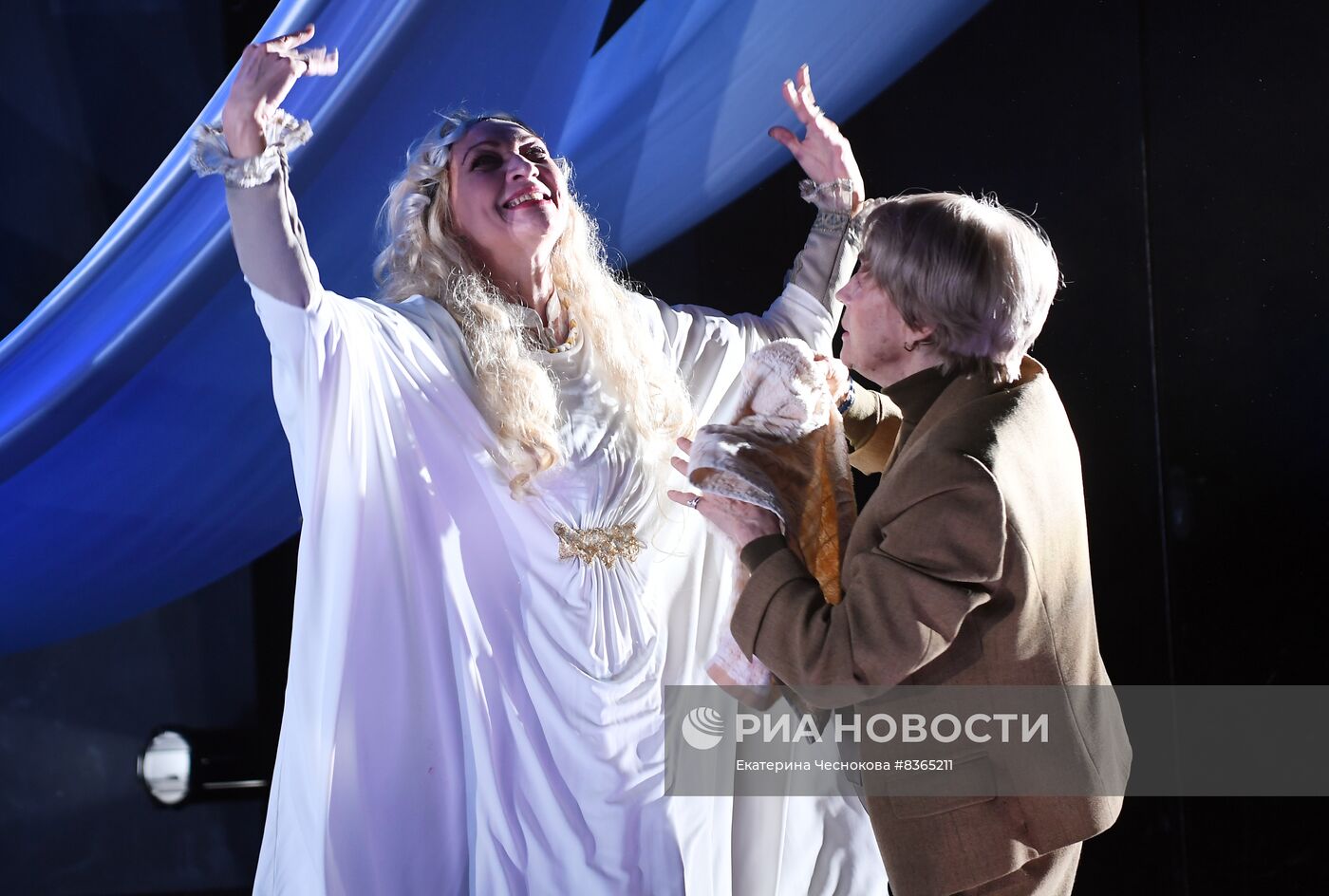 Спектакль "Сон в летнюю ночь"