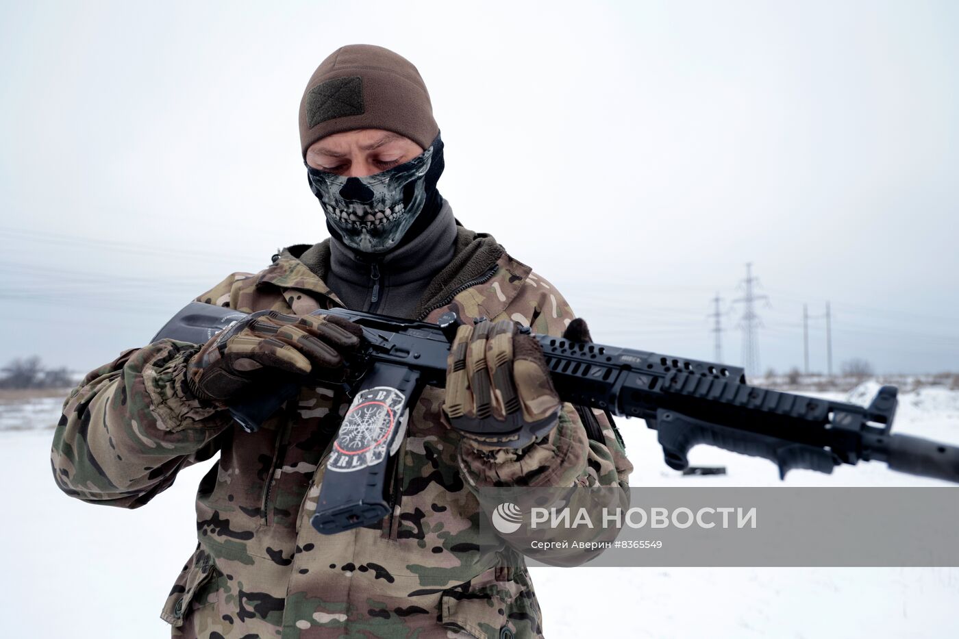 Учения по тактической стрельбе бойцов батальона "Восток"