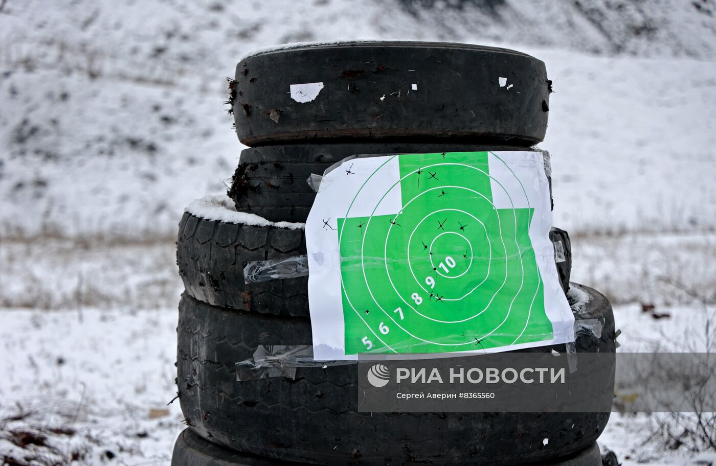 Учения по тактической стрельбе бойцов батальона "Восток"