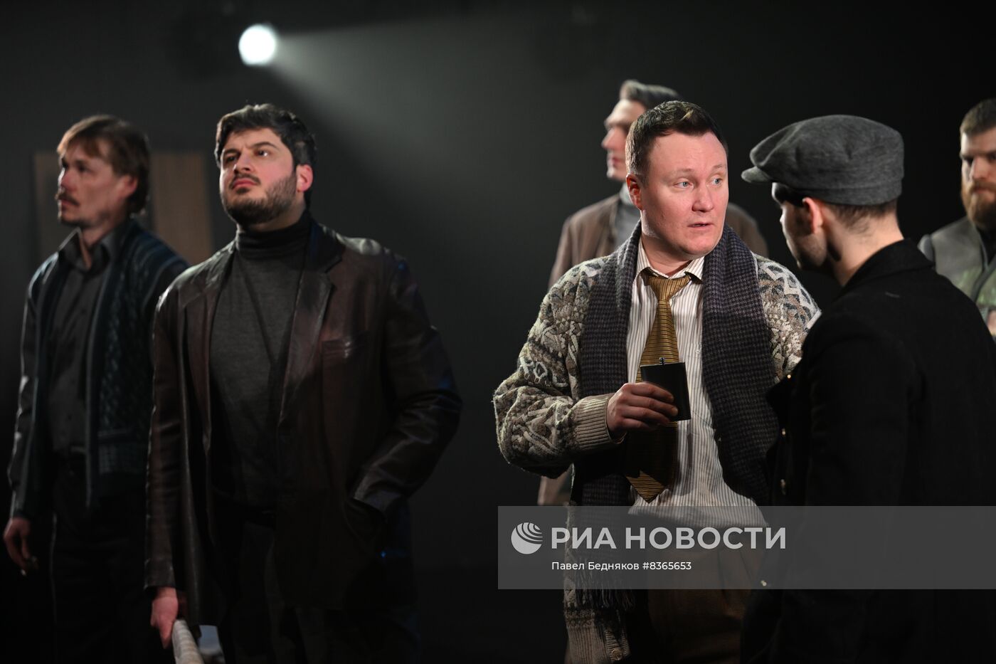 Спектакль "Сталинград-Волгоград" в МХТ им. А. П. Чехова