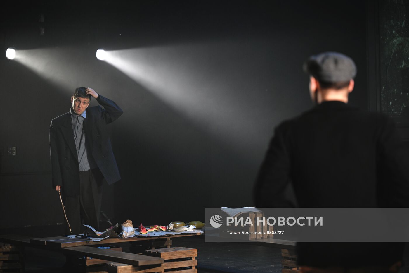 Спектакль "Сталинград-Волгоград" в МХТ им. А. П. Чехова