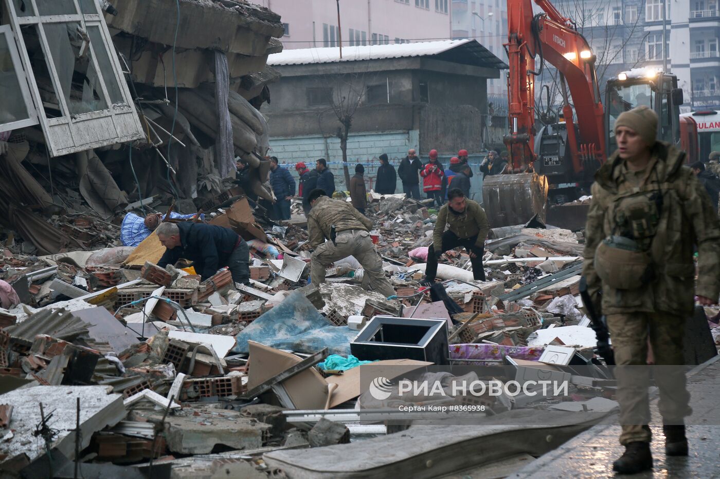 Последствия землетрясения в Турции