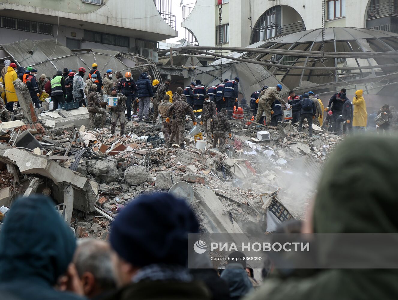 Последствия землетрясения в Турции