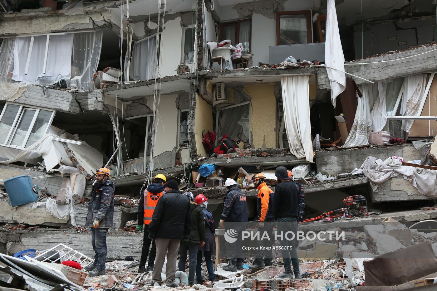 Последствия землетрясения в Турции