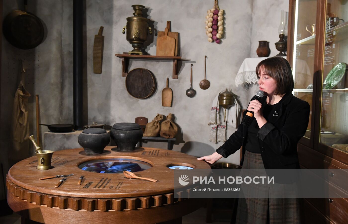 Открытие интерактивной инсталляции "Кухня" в Еврейском музее и центре толерантности