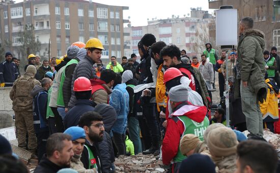 Ликвидация последствий землетрясения в Турции