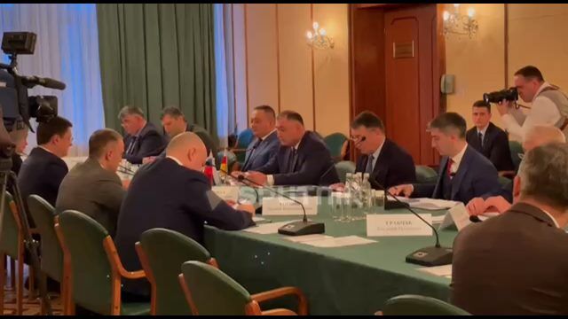 Гаглоев отметил важность российско-югоосетинской Межправкомиссии