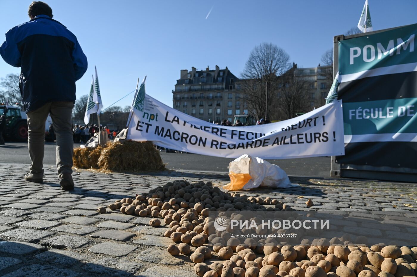 Протесты продолжаются в Париже