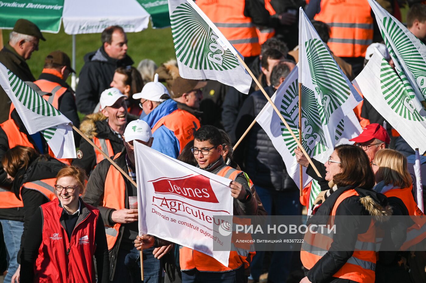 Протесты продолжаются в Париже