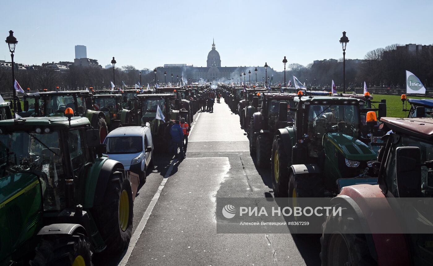 Протесты продолжаются в Париже