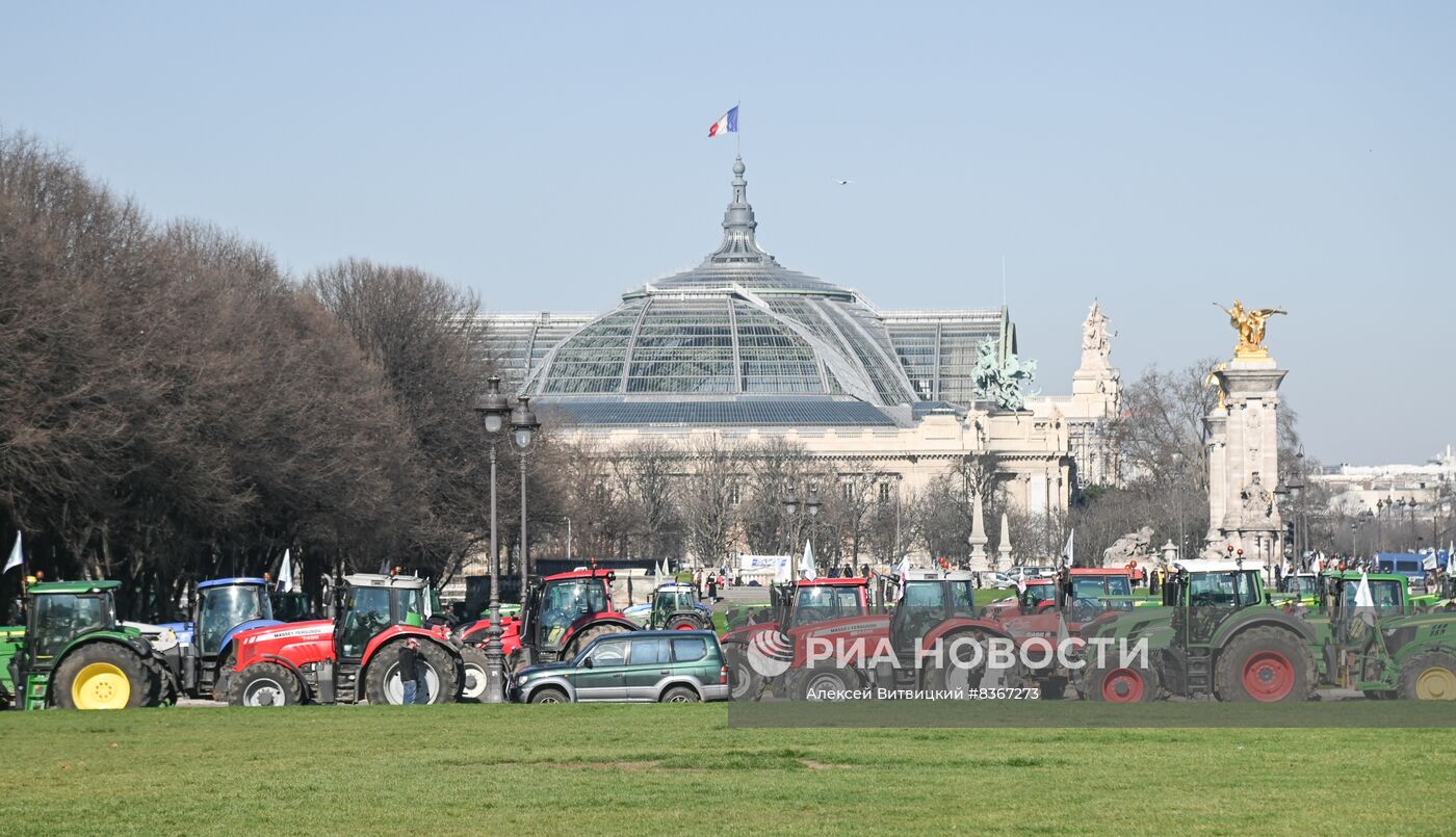 Протесты продолжаются в Париже