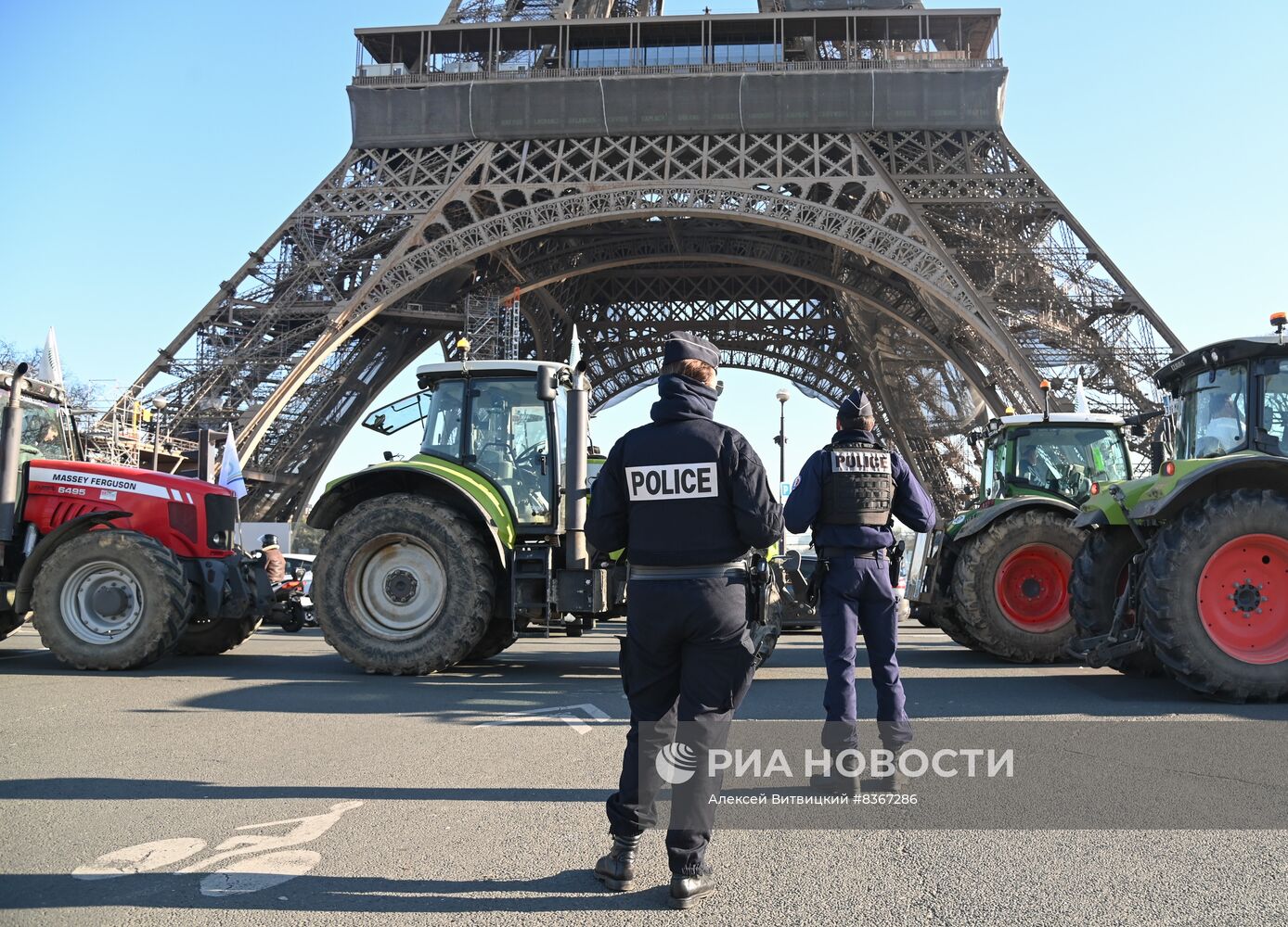 Протесты продолжаются в Париже