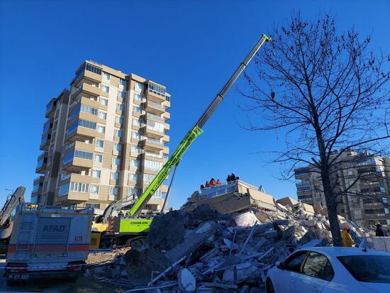 Ликвидация последствий землетрясения в Турции
