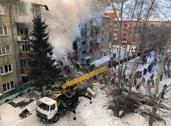 Взрыв газа в жилом доме в Новосибирске