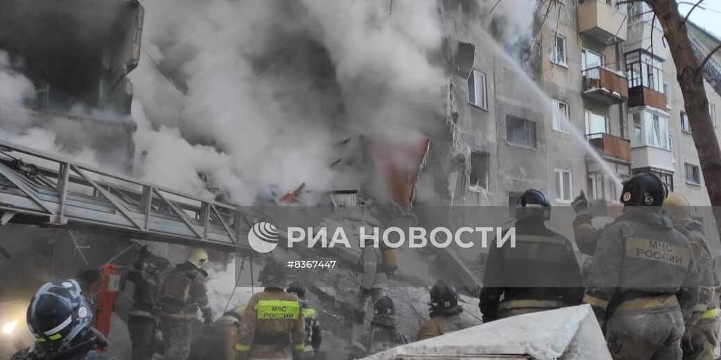 Взрыв газа в жилом доме в Новосибирске