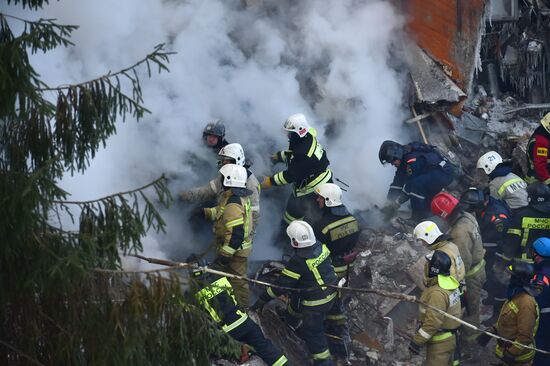 Взрыв газа в жилом доме в Новосибирске