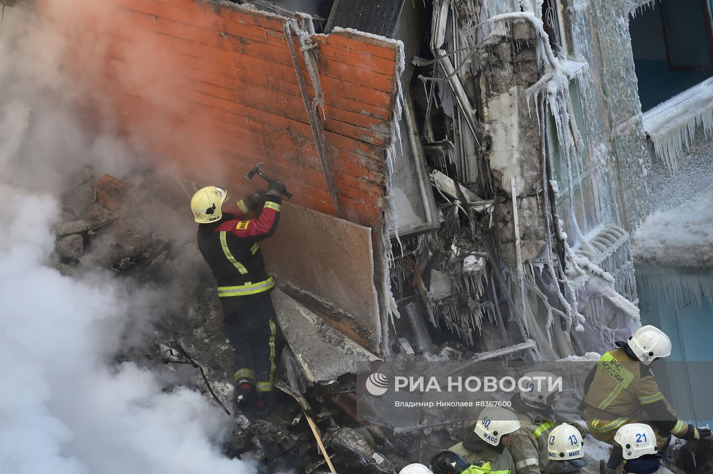 Взрыв газа в жилом доме в Новосибирске