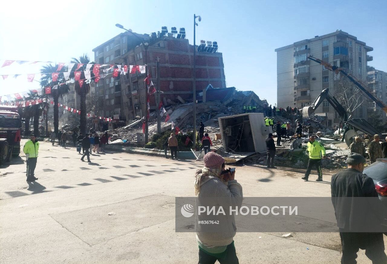 Последствия землетрясения в Турции