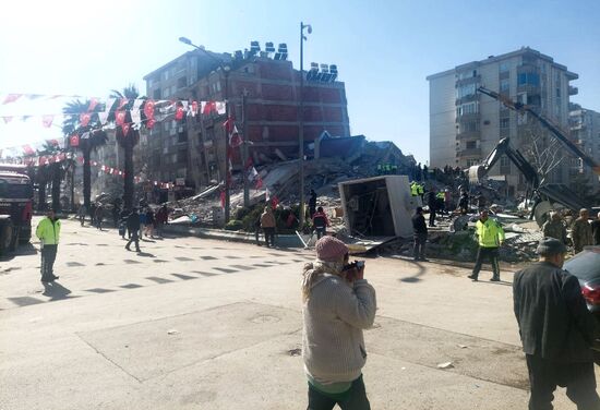 Последствия землетрясения в Турции